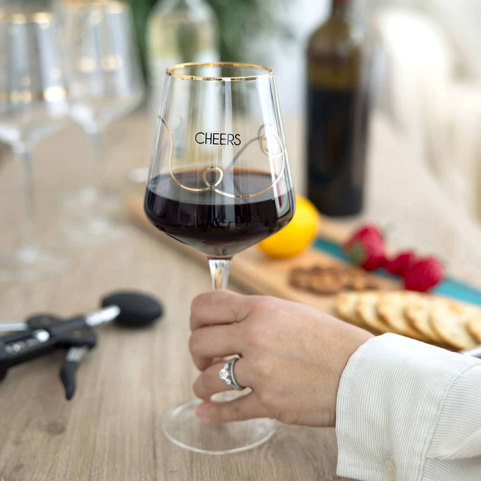 Cheers Swirls 17 oz Wine Glass - Image 2