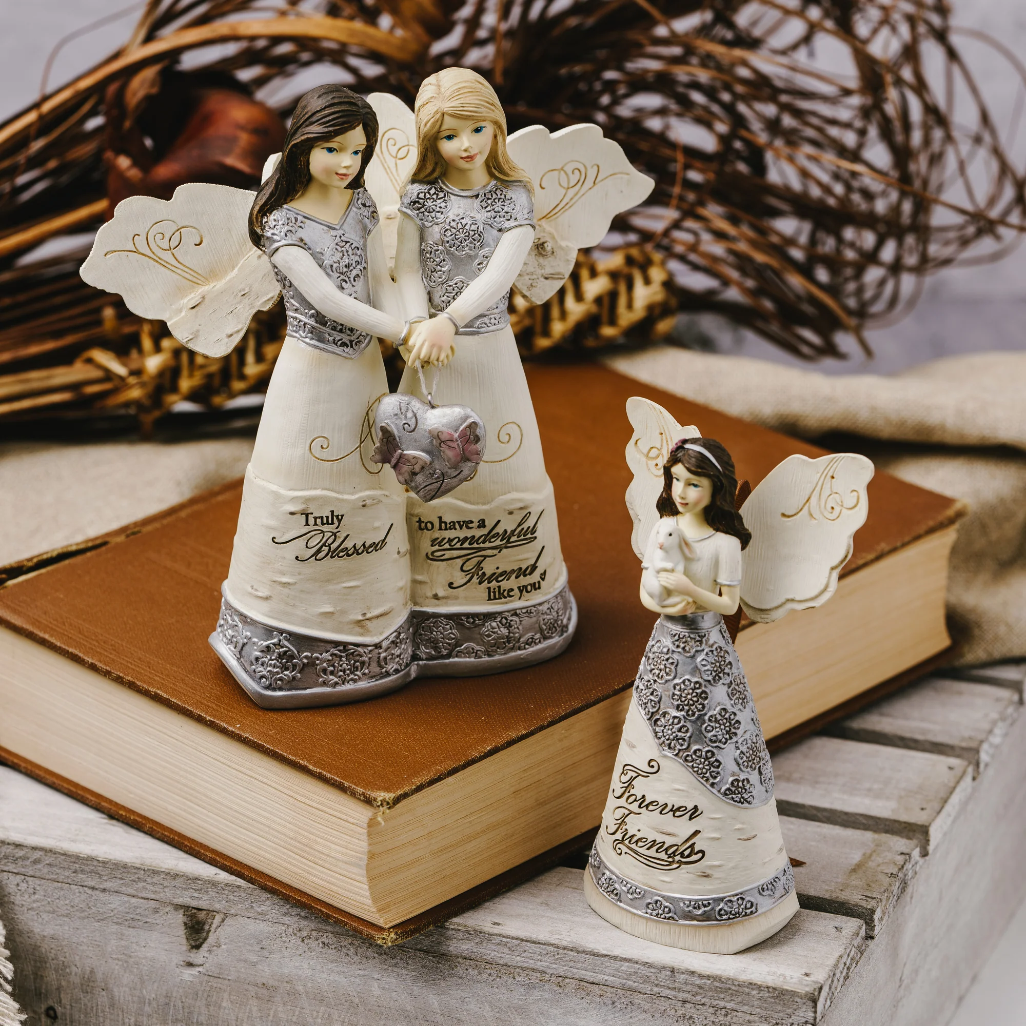 Friendship 5.5" Double Angels Holding Heart - Image 3
