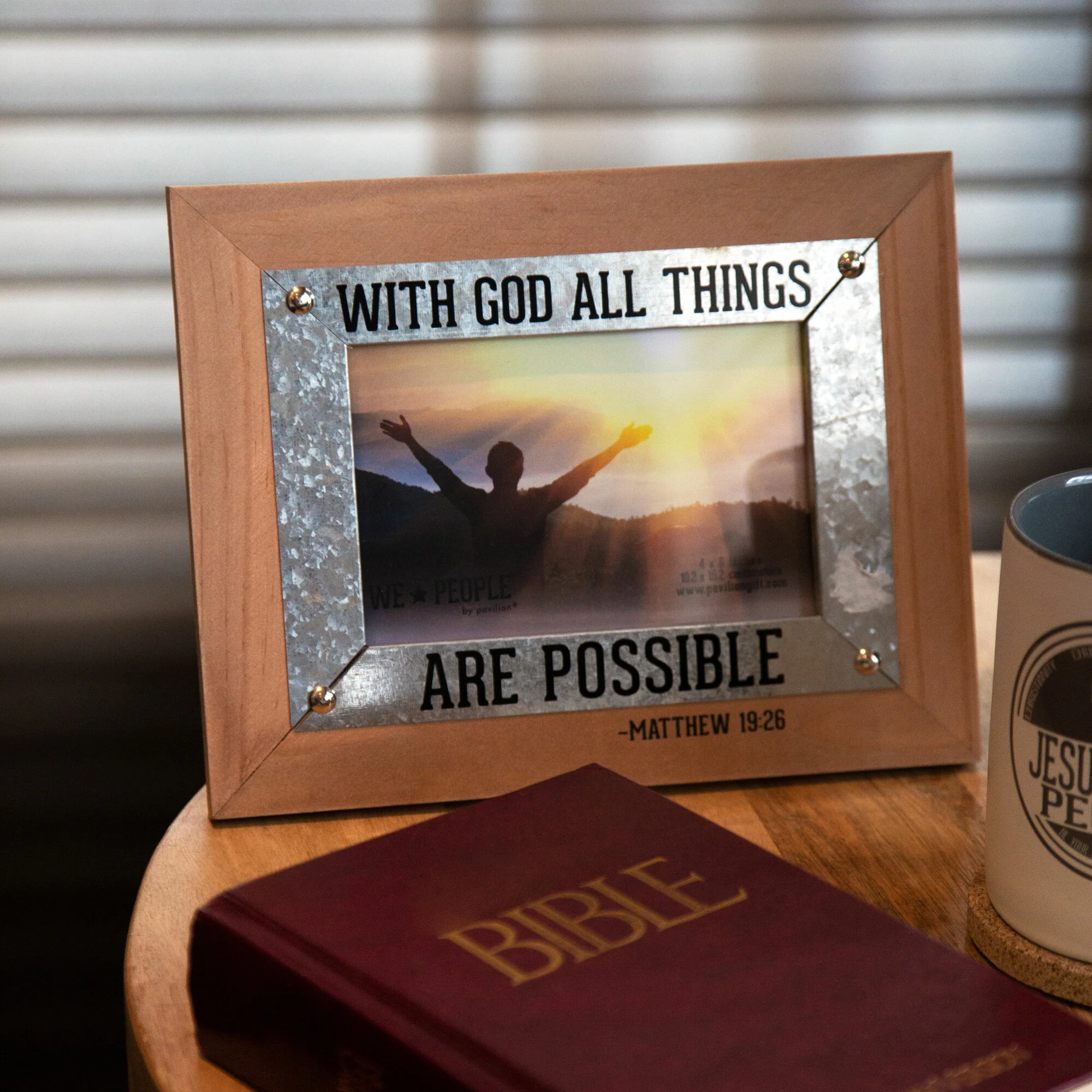 Jesus Lovin' People 9.5" x 7.5" Frame (Holds 6" x 4" Photo) - Image 2