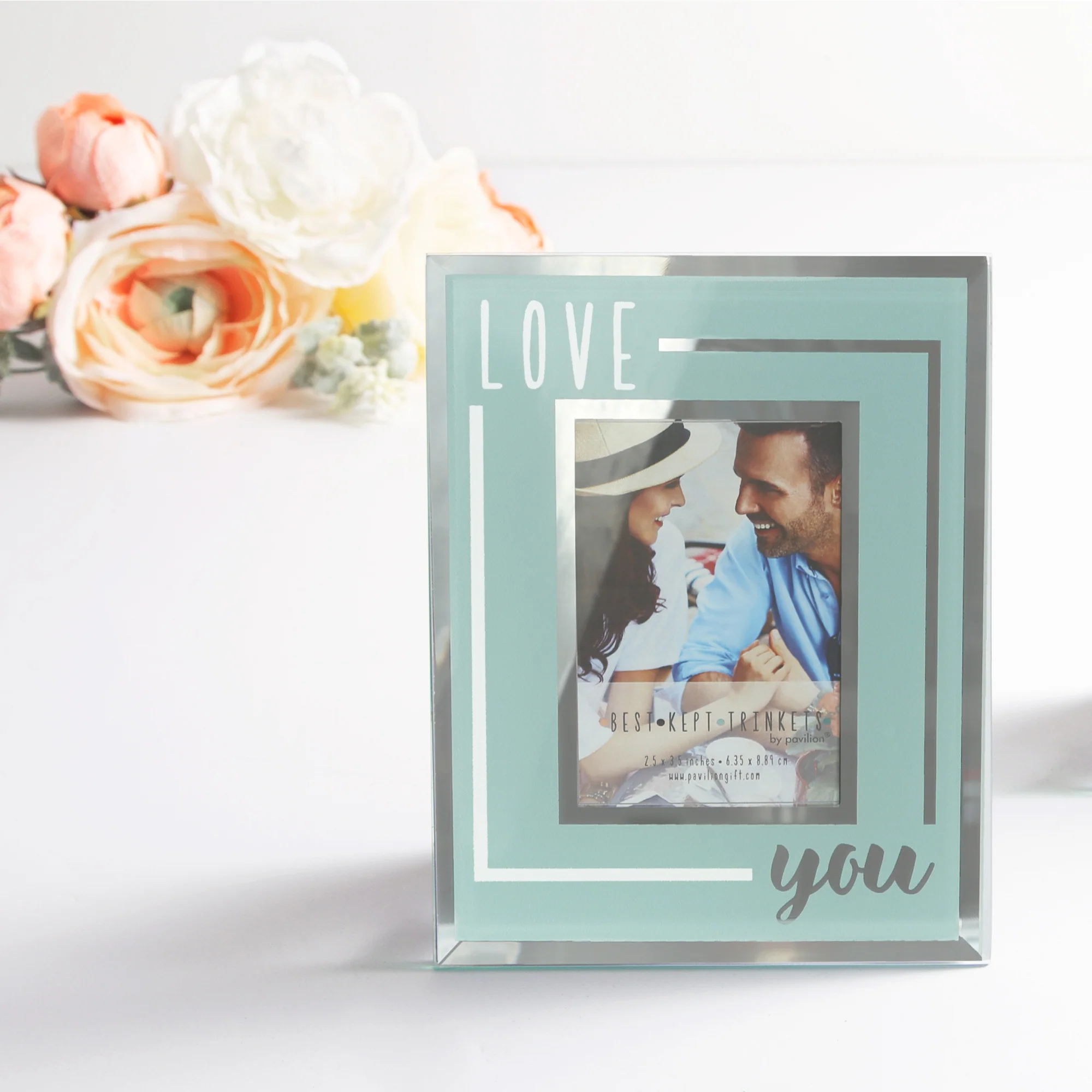 Love You 4.75" X 6" Frame (Holds 2.5" X 3.5" Photo) - Image 2