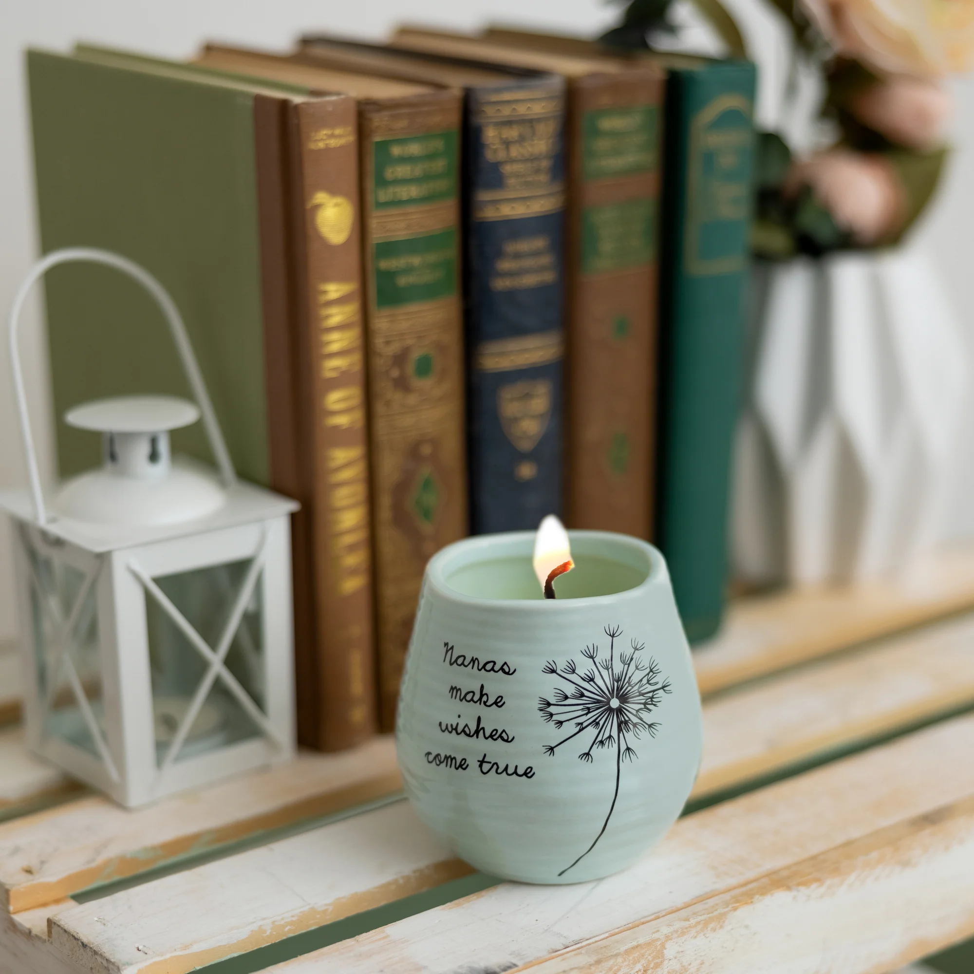 Nana 8 oz - 100% Soy Wax Candle Scent: Serenity - Image 2